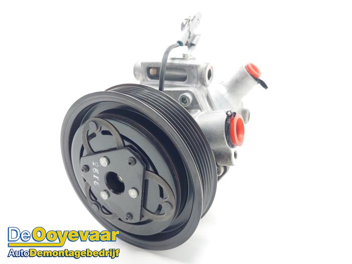 Usagé Pompe clim Mitsubishi Space Star (A0) 1.2 12V Prix € 125,00 Règlement à la marge proposé par Autodemontagebedrijf De Ooyevaar