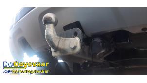 Usagé Attelage (boule de remorquage) Dacia Duster (HS) 1.6 16V Prix € 149,99 Règlement à la marge proposé par Autodemontagebedrijf De Ooyevaar