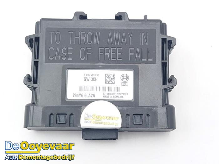 Usagé Module Gateway Renault Express 1.5 dCi 75 Prix € 39,99 Règlement à la marge proposé par Autodemontagebedrijf De Ooyevaar