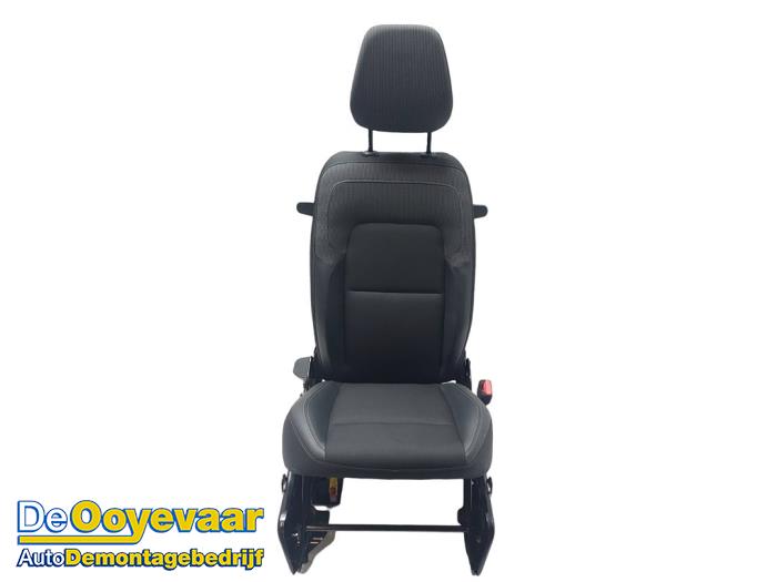 Używane Fotel prawy Renault Kangoo Express (RFK) E-Tech 44 kWh Cena € 99,99 Procedura marży oferowane przez Autodemontagebedrijf De Ooyevaar