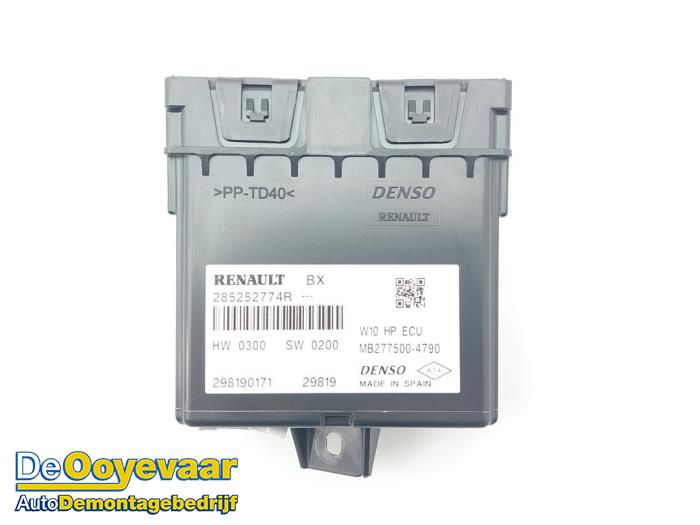 Używane Modul climatronic Renault Zoé (AG) R135 Cena € 29,99 Procedura marży oferowane przez Autodemontagebedrijf De Ooyevaar