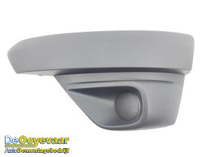 Usados Rejilla de parachoques Renault Express 1.5 dCi 75 Precio € 29,99 Norma de margen ofrecido por Autodemontagebedrijf De Ooyevaar
