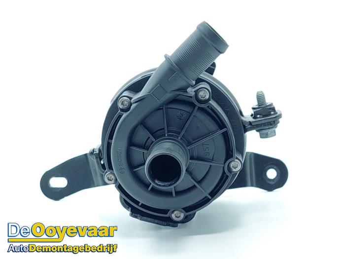 Begagnade Extra vattenpump Renault Express 1.5 dCi 75 Pris € 79,99 Marginaltabell erbjuds av Autodemontagebedrijf De Ooyevaar