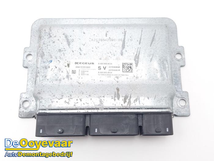 Used Engine management computer Renault Kangoo Express (RFK) E-Tech 44 kWh Price € 249,99 Margin scheme offered by Autodemontagebedrijf De Ooyevaar
