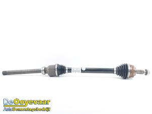 Front drive shafts, right with gearbox code 20 stock