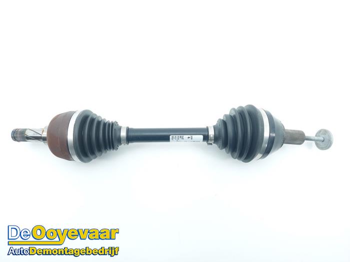 Usagé Cardan gauche (transmission) Volvo V60 I (FW/GW) 2.0 D3 20V Prix € 29,99 Règlement à la marge proposé par Autodemontagebedrijf De Ooyevaar