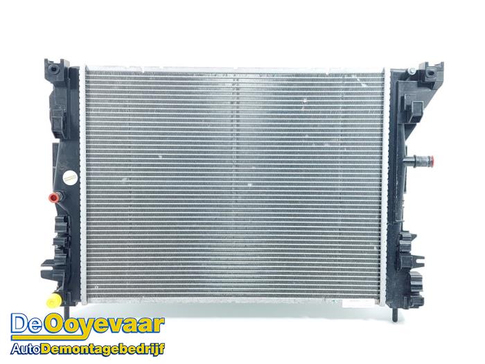 Usagé Radiateur Renault Kangoo Express (FW) ZE Prix € 199,99 Règlement à la marge proposé par Autodemontagebedrijf De Ooyevaar