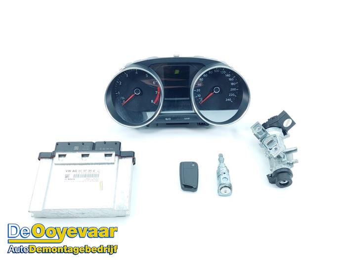 Used Ignition lock + computer Volkswagen Polo V (6R) 1.0 TSI 12V BlueMotion Price € 199,99 Margin scheme offered by Autodemontagebedrijf De Ooyevaar