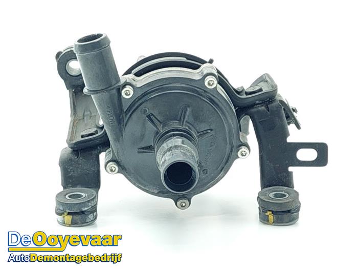 Begagnade Extra vattenpump Kia Niro I (DE) 1.6 GDI Hybrid Pris € 29,99 Marginaltabell erbjuds av Autodemontagebedrijf De Ooyevaar