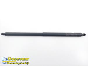 Used Rear gas strut, right Mercedes EQS SUV (X296) 450+ 108/118 kWh Price € 39,99 Margin scheme offered by Autodemontagebedrijf De Ooyevaar