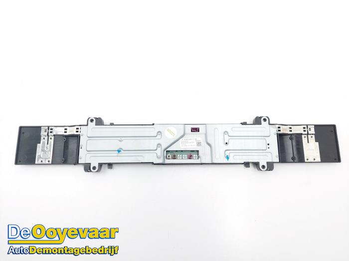 Używane Antena Mercedes EQS (X296) 450+ 108/118 kWh Cena € 99,99 Procedura marży oferowane przez Autodemontagebedrijf De Ooyevaar
