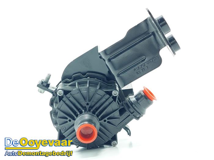 Begagnade Extra vattenpump Mercedes EQS (X296) 450+ 108/118 kWh Pris € 149,99 Marginaltabell erbjuds av Autodemontagebedrijf De Ooyevaar