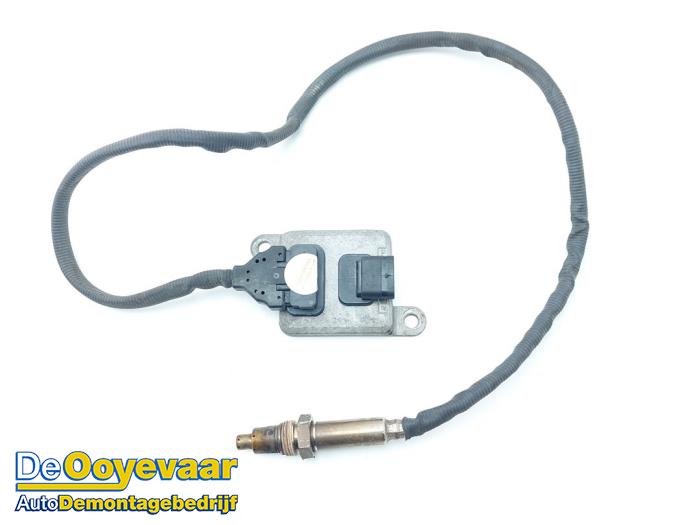 Usados Sensor Nox Mercedes C Estate (S205) C-180 BlueTEC, C-180 d 1.6 16V Precio € 99,99 Norma de margen ofrecido por Autodemontagebedrijf De Ooyevaar
