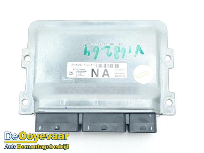 Usagé Ordinateur gestion moteur Renault Twingo III (AH) 1.0 SCe 75 12V Prix € 99,99 Règlement à la marge proposé par Autodemontagebedrijf De Ooyevaar