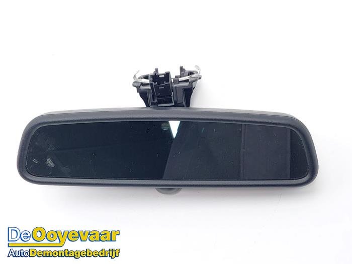 Używane Lusterko wewnetrzne BMW 4 serie Gran Coupe (F36) 420i 2.0 TwinPower Turbo 16V Cena € 29,99 Procedura marży oferowane przez Autodemontagebedrijf De Ooyevaar