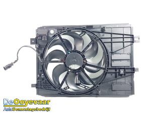 Begagnade Kylfläkt Peugeot 308 (L3/L8/LB/LH/LP) 1.2 12V e-THP PureTech 110 Pris € 69,99 Marginaltabell erbjuds av Autodemontagebedrijf De Ooyevaar