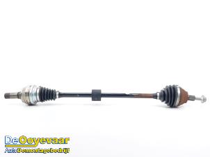 Used Front drive shaft, right Volkswagen Tiguan (AD1) 1.5 TSI 16V Evo BlueMotion Technology Price € 299,99 Margin scheme offered by Autodemontagebedrijf De Ooyevaar