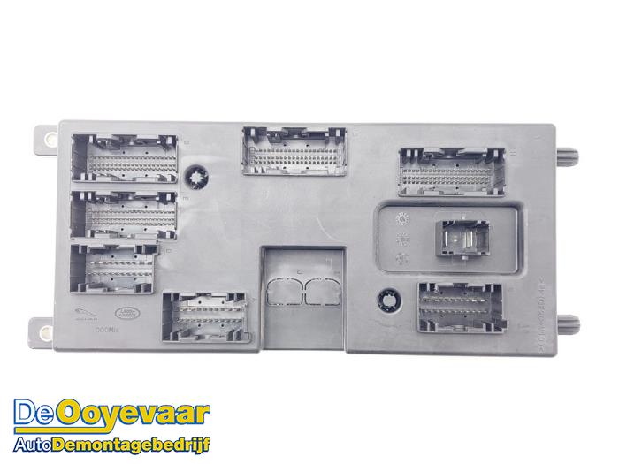 Used Body control computer Landrover Velar Price € 149,99 Margin scheme offered by Autodemontagebedrijf De Ooyevaar