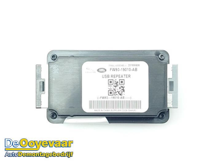 Używane Modul USB Landrover Velar Cena € 19,99 Procedura marży oferowane przez Autodemontagebedrijf De Ooyevaar
