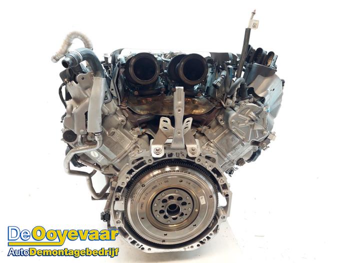 Engine from a Mercedes-AMG GLC Coupé AMG (C253) 4.0 63 S AMG 4.0 V8 32V Turbo 4-Matic+ 2018