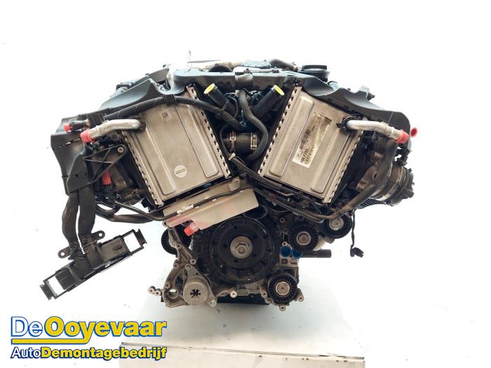 Engine from a Mercedes-AMG GLC Coupé AMG (C253) 4.0 63 S AMG 4.0 V8 32V Turbo 4-Matic+ 2018