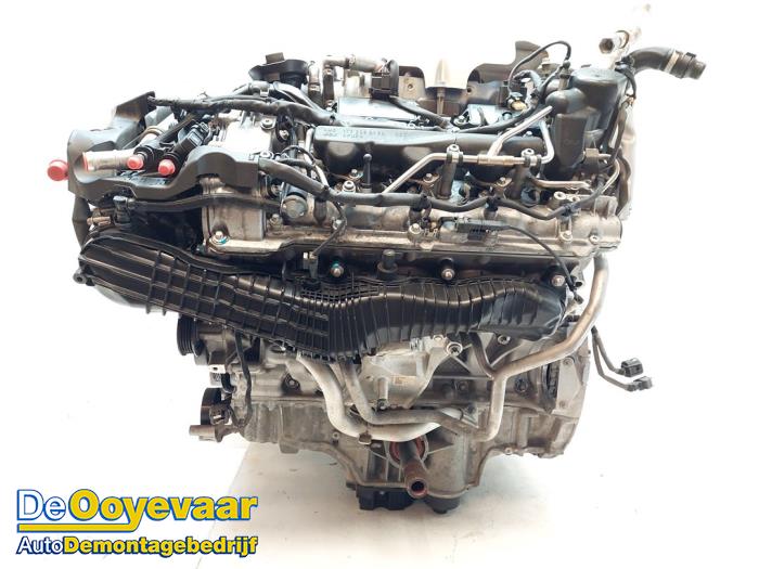 Engine from a Mercedes-AMG GLC Coupé AMG (C253) 4.0 63 S AMG 4.0 V8 32V Turbo 4-Matic+ 2018