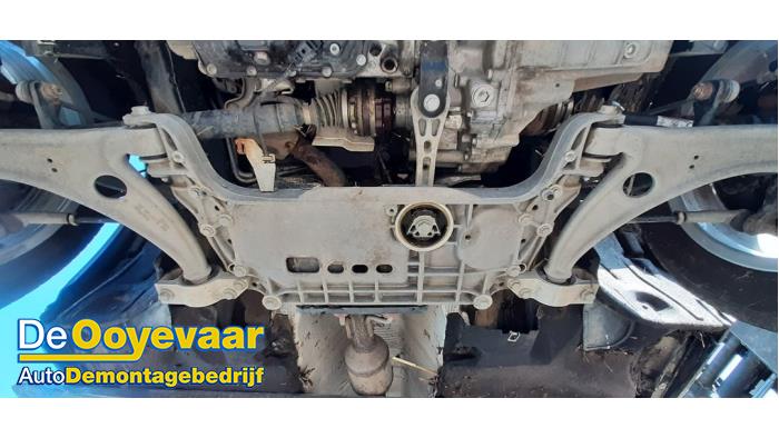 Usados Subchasis Audi Q3 (8UB/8UG) 1.4 TFSI 16V Precio € 59,99 Norma de margen ofrecido por Autodemontagebedrijf De Ooyevaar