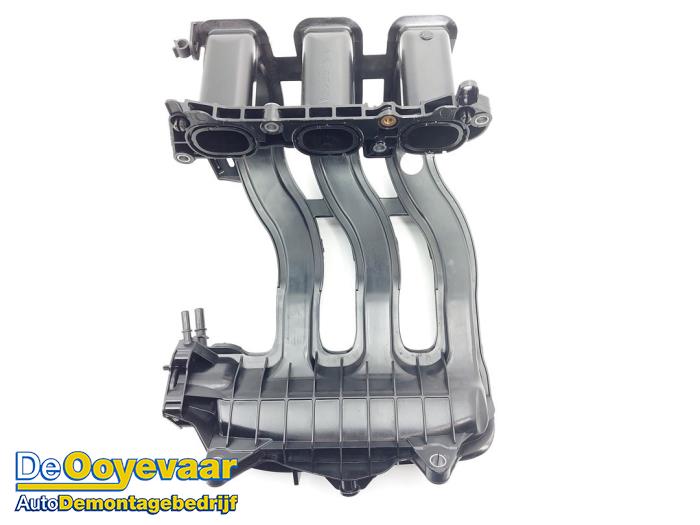Używane Kolektor dolotowy Opel Crossland (X) 1.2 12V Cena € 49,99 Procedura marży oferowane przez Autodemontagebedrijf De Ooyevaar