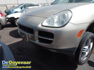 Used Front bumper Porsche Cayenne (9PA) 4.5 S V8 32V Price € 399,99 Margin scheme offered by Autodemontagebedrijf De Ooyevaar
