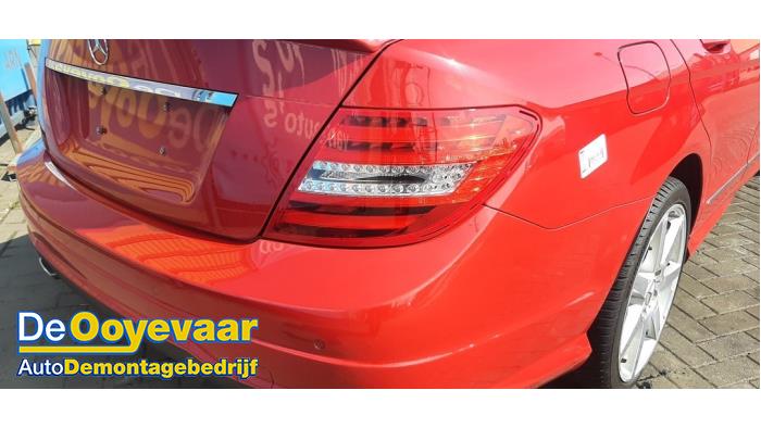 Tylne swiatlo pozycyjne prawe z Mercedes-Benz C (W204) 3.5 C-350 CGI V6 24V 4-Matic 2011