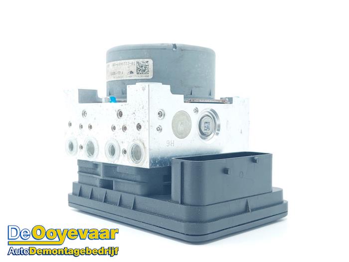 Begagnade ABS-pump Mini Mini (F56) 1.5 12V Cooper Pris € 179,99 Marginaltabell erbjuds av Autodemontagebedrijf De Ooyevaar