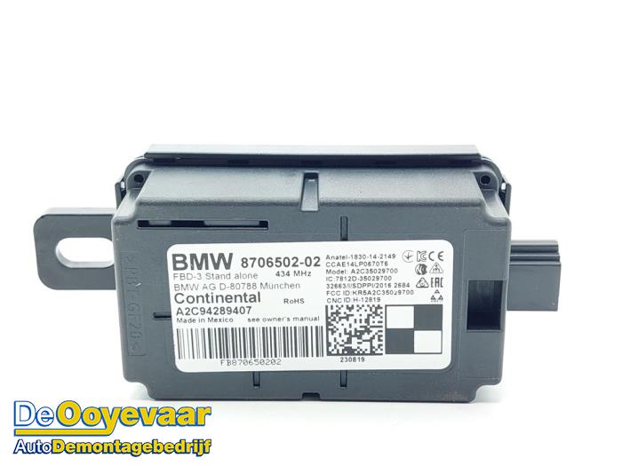 Używane Keyless Entry-Antena Mini Mini (F56) 1.5 12V Cooper Cena € 29,99 Procedura marży oferowane przez Autodemontagebedrijf De Ooyevaar