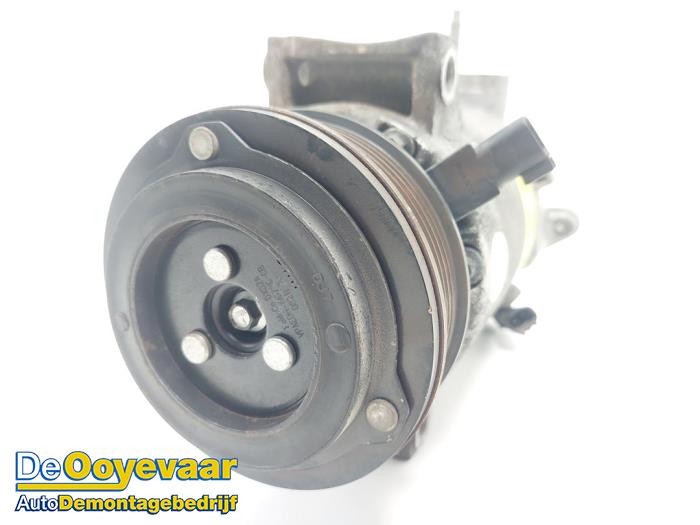 Gebrauchte Klimapumpe Ford Fiesta 6 (JA8) 1.0 EcoBoost 12V 100 Preis € 49,99 Margenregelung angeboten von Autodemontagebedrijf De Ooyevaar