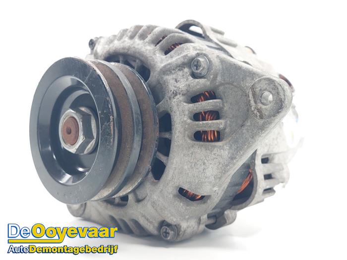 Gebrauchte Dynamo Hyundai H-1/H-200 2.5 Tdi Preis € 95,00 Margenregelung angeboten von Autodemontagebedrijf De Ooyevaar