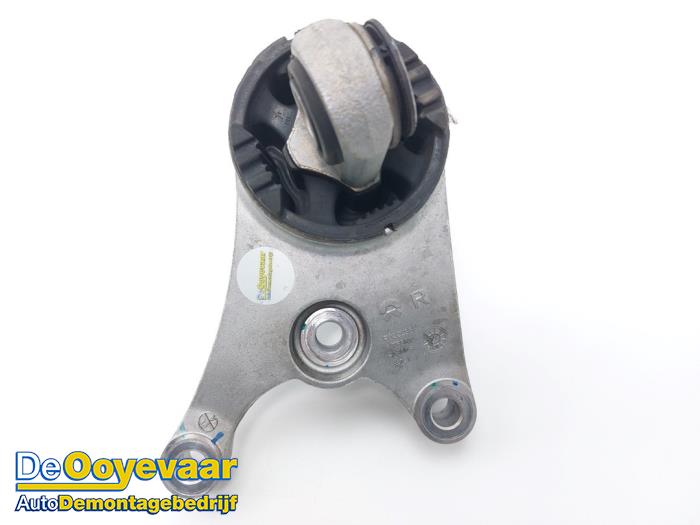 Used Engine mount NIO EL6 75/100 kWh Price € 99,99 Margin scheme offered by Autodemontagebedrijf De Ooyevaar