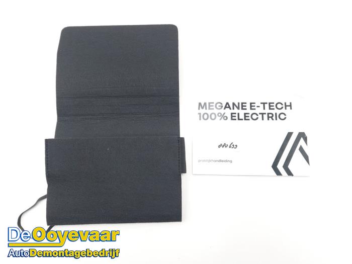 Używane Instrukcja Renault Megane E-Tech (RCB) 40 kWh Cena € 29,99 Procedura marży oferowane przez Autodemontagebedrijf De Ooyevaar