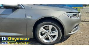 Usagé Aile avant droite Opel Insignia Sports Tourer 1.5 Turbo 16V 165 Prix € 325,00 Règlement à la marge proposé par Autodemontagebedrijf De Ooyevaar