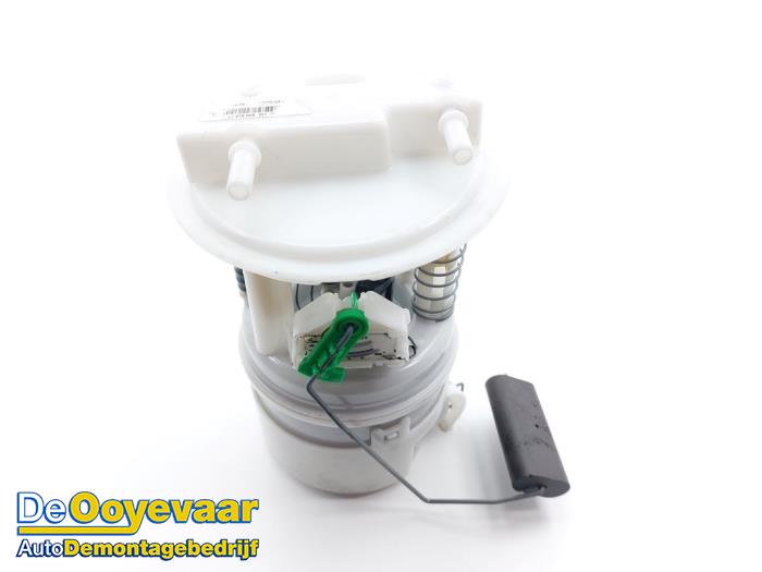 Gebrauchte Kraftstoffpumpe Elektrisch Dacia Logan MCV II/III/Sandero Wagon 0.9 TCE 12V LPG Preis € 29,99 Margenregelung angeboten von Autodemontagebedrijf De Ooyevaar