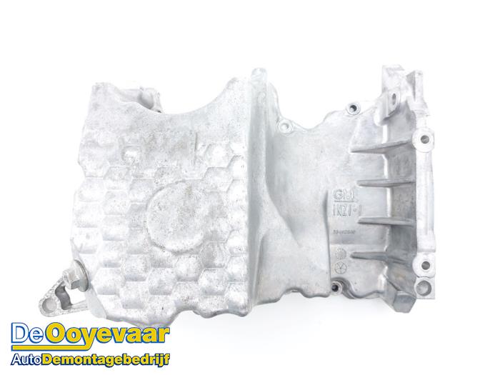 Usagé Couvercle carter Opel Astra K 1.0 Turbo 12V Prix € 99,99 Règlement à la marge proposé par Autodemontagebedrijf De Ooyevaar