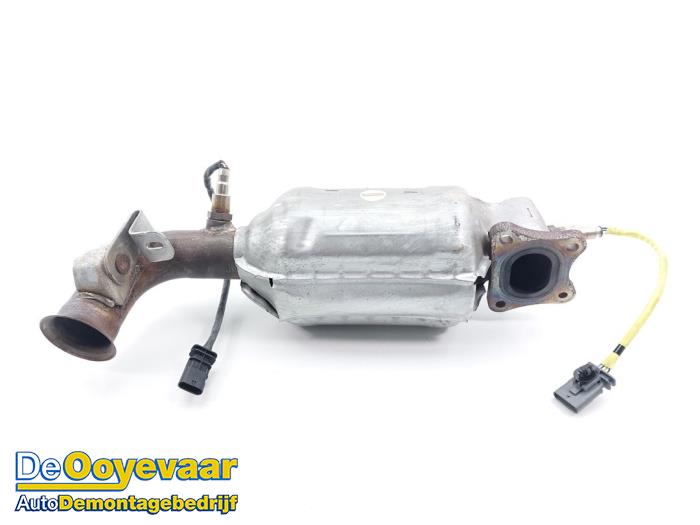 Używane Katalizator Citroen C3 (SX/SW) 1.2 Vti 12V PureTech Cena € 449,99 Procedura marży oferowane przez Autodemontagebedrijf De Ooyevaar
