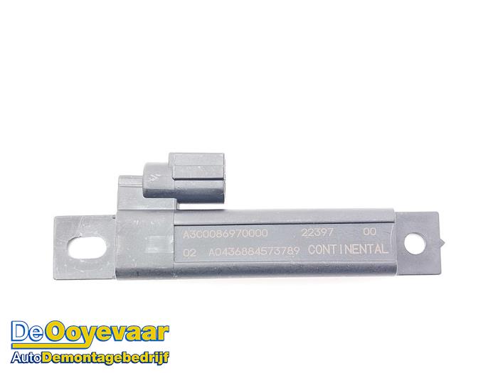 Używane Keyless Entry-Antena Renault Megane E-Tech (RCB) 40 kWh Cena € 19,99 Procedura marży oferowane przez Autodemontagebedrijf De Ooyevaar