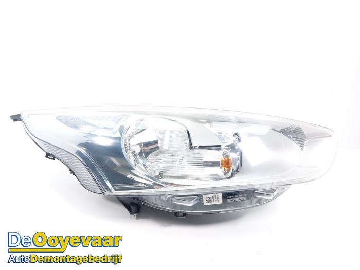 Używane Reflektor prawy Ford B-Max (JK8) 1.4 16V Cena € 199,99 Procedura marży oferowane przez Autodemontagebedrijf De Ooyevaar