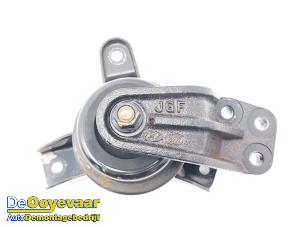 Usagé Support moteur Hyundai iX20 (JC) 1.6i 16V Prix € 29,99 Règlement à la marge proposé par Autodemontagebedrijf De Ooyevaar