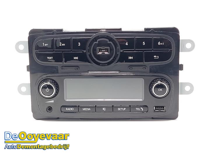Używane Radio Smart Forfour (453) 1.0 12V Cena € 149,99 Procedura marży oferowane przez Autodemontagebedrijf De Ooyevaar