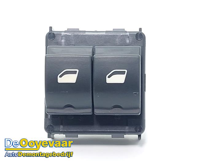 Usados Interruptor de ventanilla eléctrica Citroen C4 Cactus (0B/0P) 1.2 PureTech 130 12V Precio € 15,00 Norma de margen ofrecido por Autodemontagebedrijf De Ooyevaar