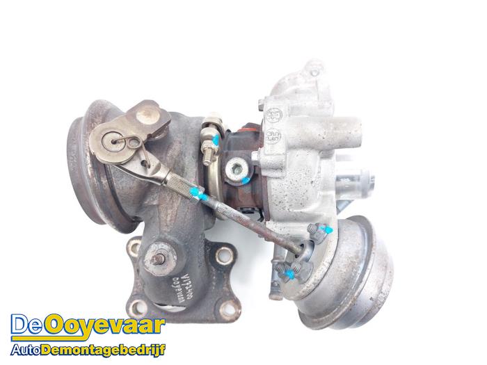 Używane Turbo Peugeot 2008 (CU) 1.2 12V e-THP PureTech 110 Cena € 219,99 Procedura marży oferowane przez Autodemontagebedrijf De Ooyevaar