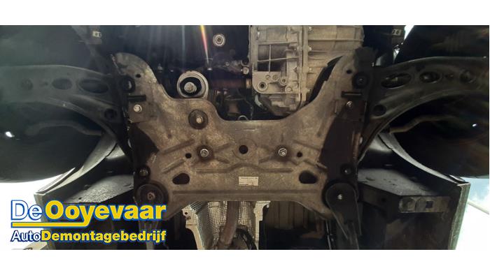 Used Subframe Renault Trafic (1FL/2FL/3FL/4FL) 2.0 dCi 16V 120 Price € 69,99 Margin scheme offered by Autodemontagebedrijf De Ooyevaar