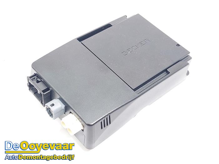 Usagé Module navigation Mercedes A (W176) 1.5 A-180 CDI, A-180d 16V Prix € 119,99 Règlement à la marge proposé par Autodemontagebedrijf De Ooyevaar