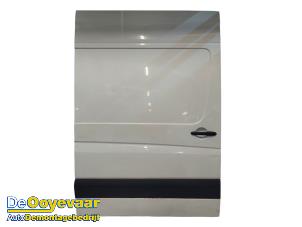 Begagnade Skjutdörr, höger Mercedes Sprinter 3,5t (906.63) 316 NGT Pris € 399,99 Marginaltabell erbjuds av Autodemontagebedrijf De Ooyevaar