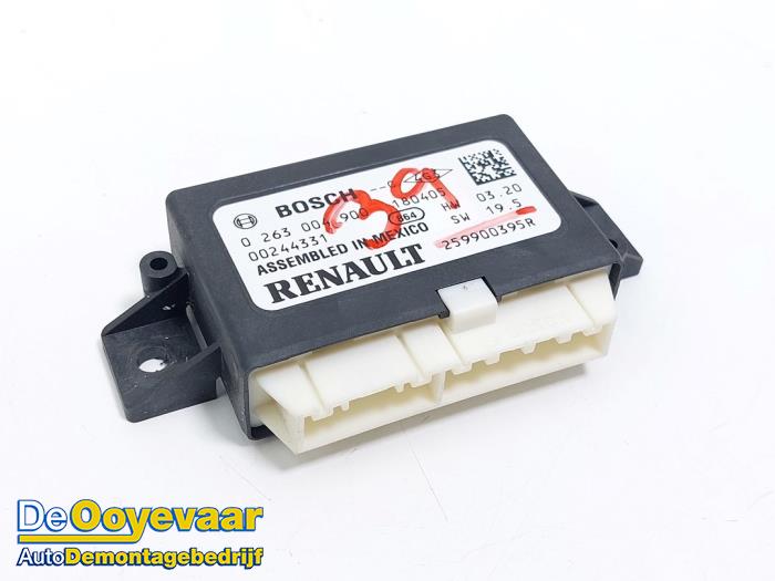 Begagnade PDC-modul Renault Megane IV Estate (RFBK) 1.3 TCE 140 16V Pris € 39,99 Marginaltabell erbjuds av Autodemontagebedrijf De Ooyevaar